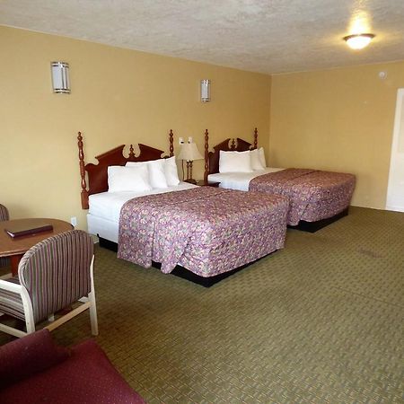 Economy Inn & Suites St. George Exteriör bild