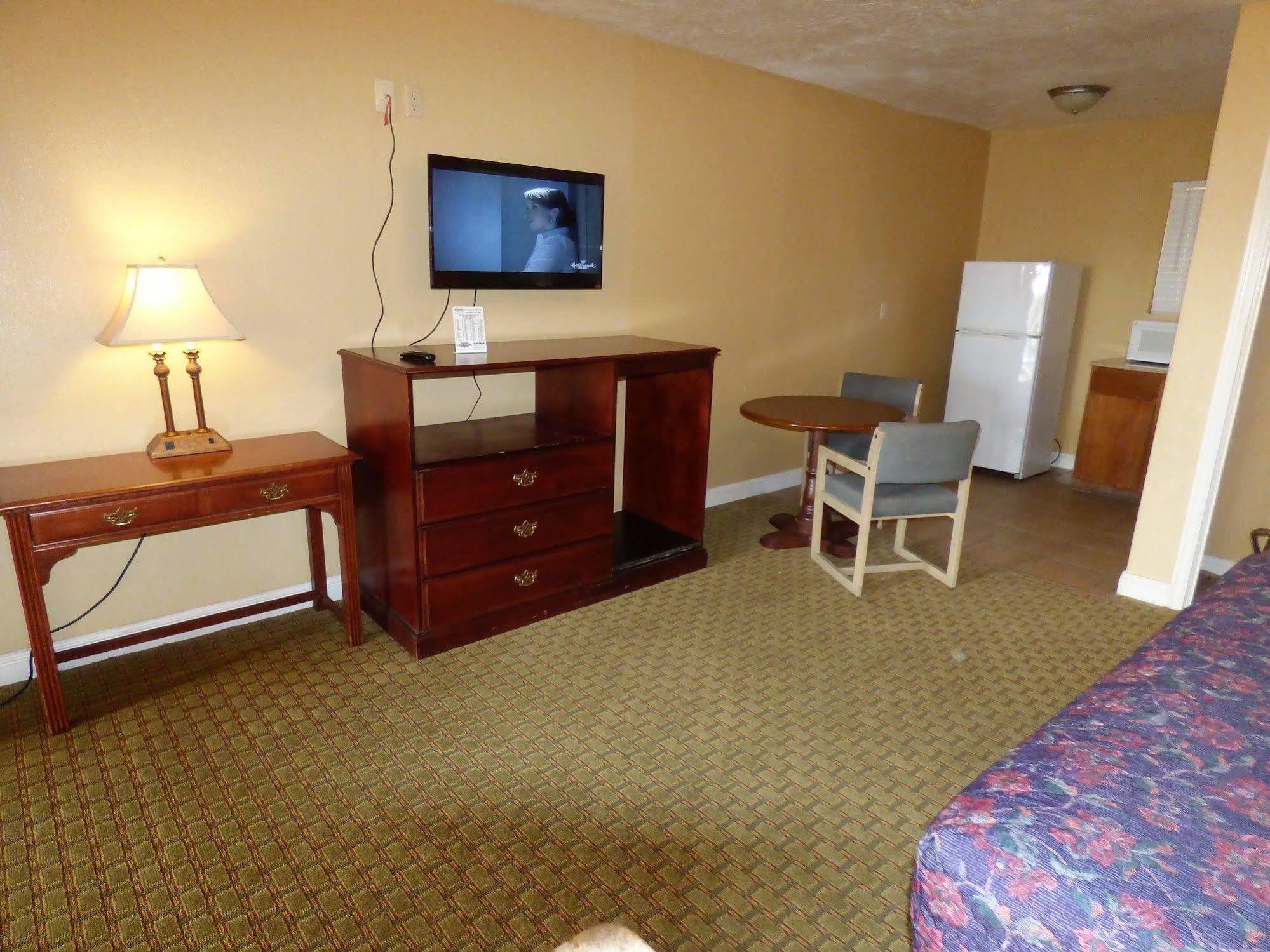 Economy Inn & Suites St. George Exteriör bild